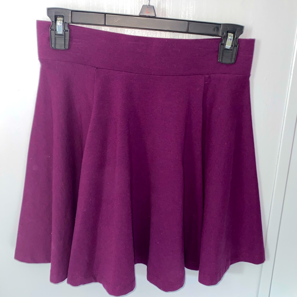 H&M stretchy plum skater/ circle skirt - size S